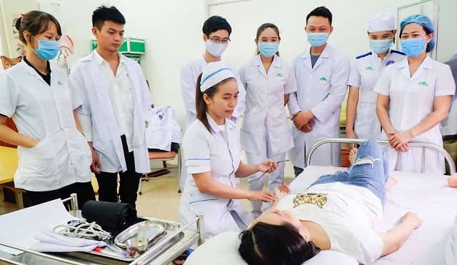 Danh sách trường đào tạo Y sĩ đa khoa TP HCM được nhiều thí sinh quan tâm